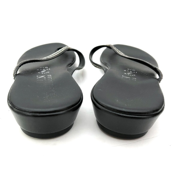 Italian Shoemakers Minley Embellished Flip-Flop Sandals - Picture 6 of 8